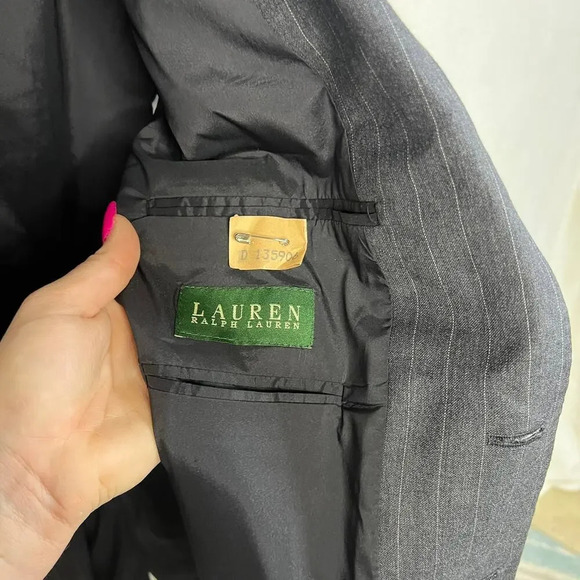 Lauren Ralph Lauren Men's 42R Gray Striped 100% Wool-Laine Two-Button Blazer‎ - Picture 3 of 6